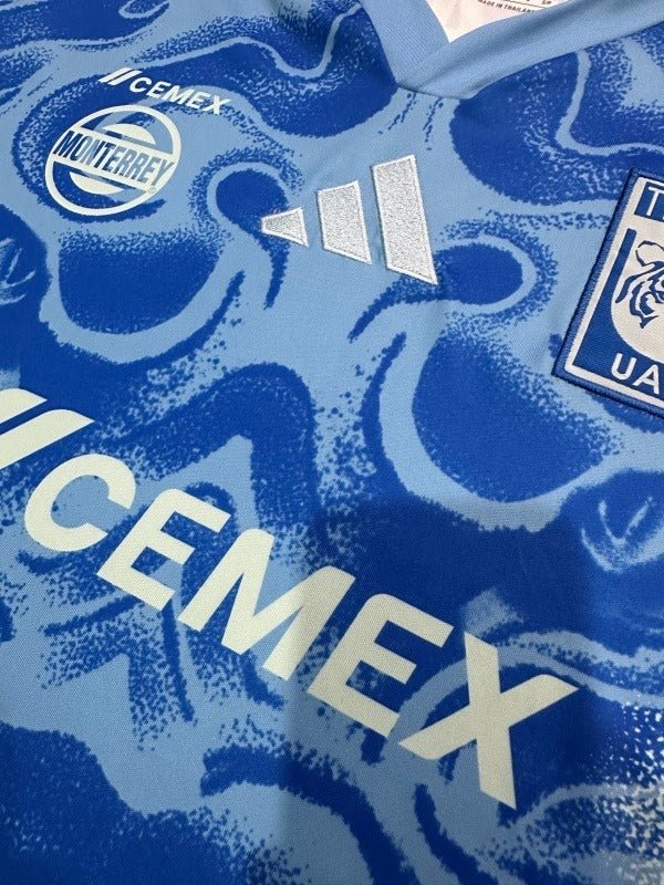 Tigres UANL 2025-2026 away image 4