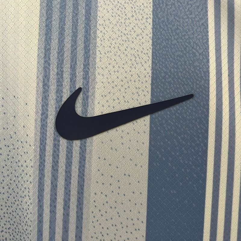 Tottenham Hotspur 2024-2025 away image 8