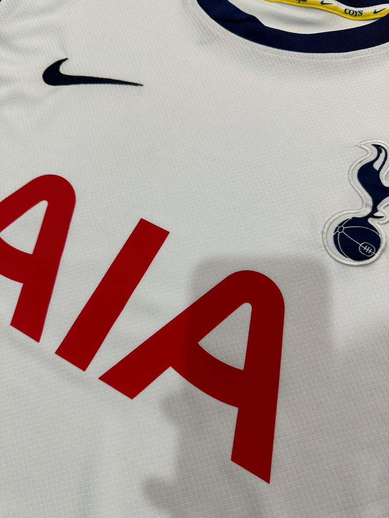 Tottenham Hotspur 2024-2025 home image 3