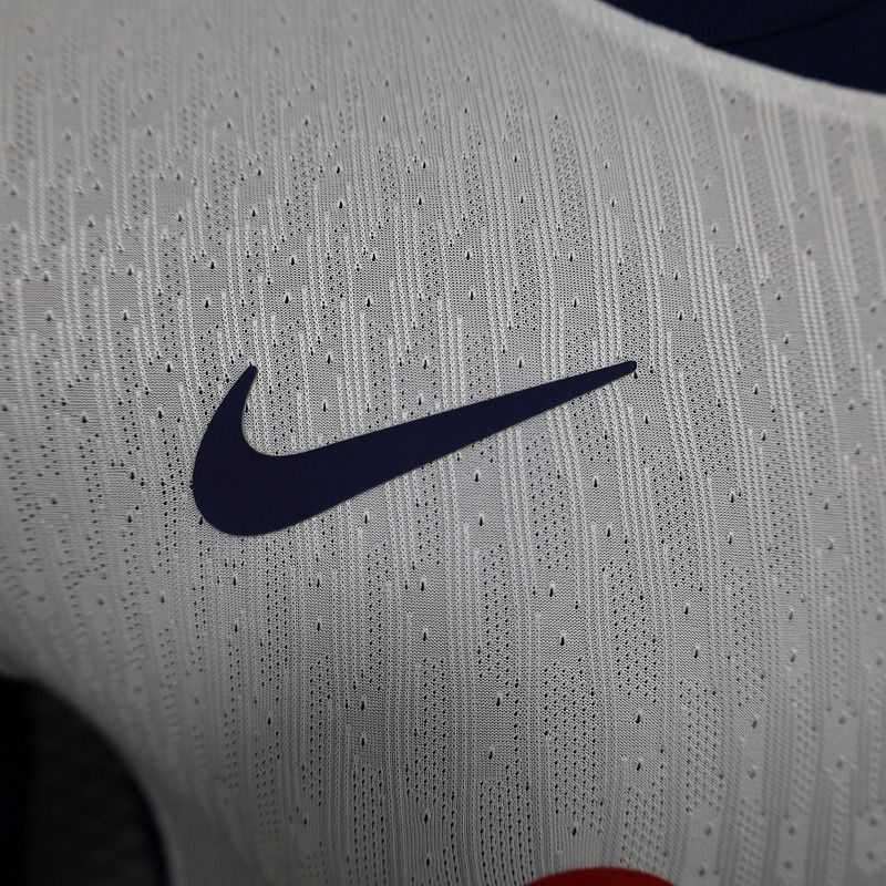 Tottenham Hotspur 2024-2025 home player image 5