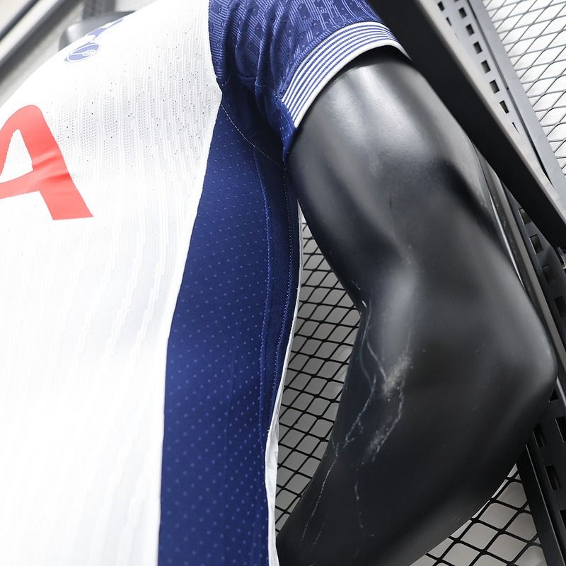 Tottenham Hotspur 2024-2025 home player image 7