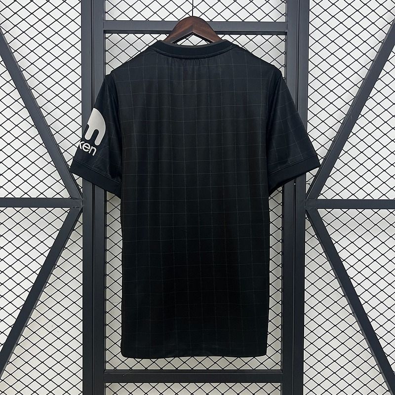 Tottenham Hotspur 2025-2026 away image 2