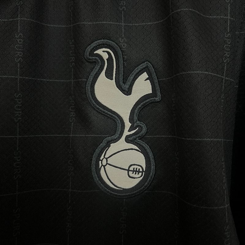 Tottenham Hotspur 2025-2026 away image 7