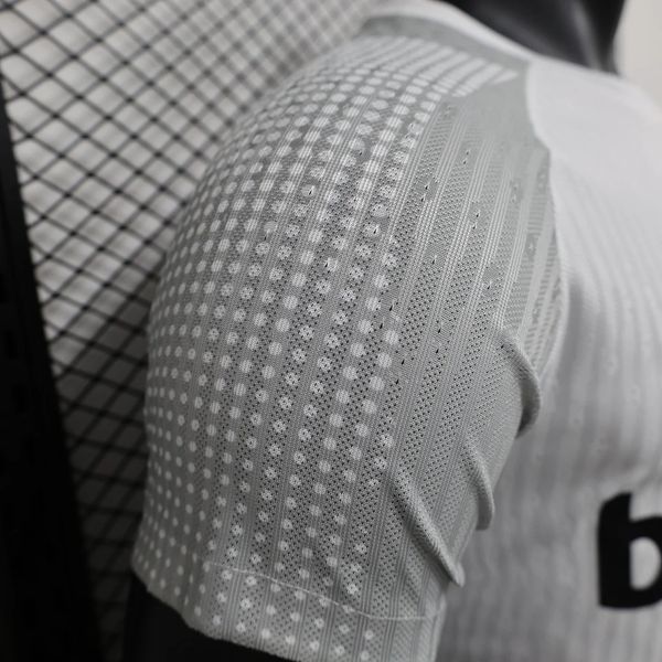 West Ham United 2024-2025 away player image 5