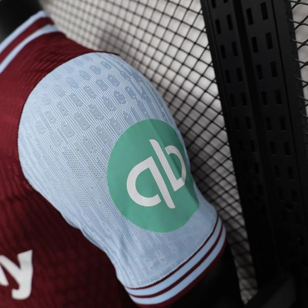 West Ham United 2024-2025 home player image 6
