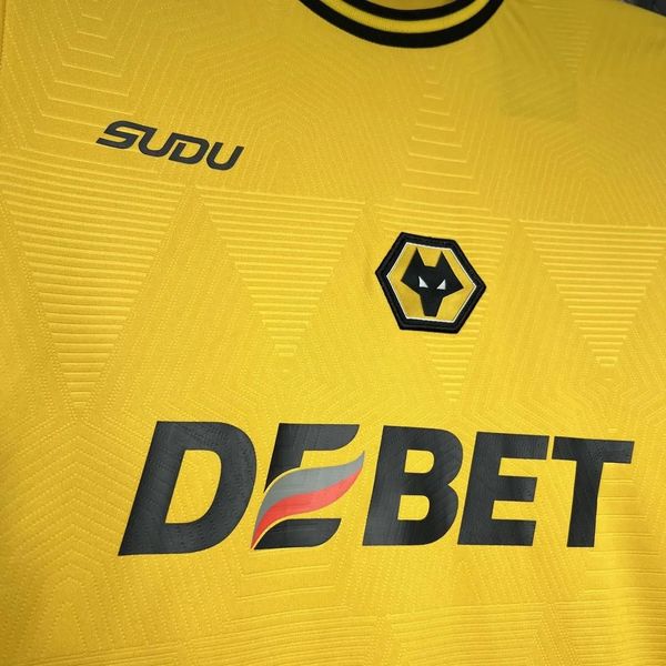 Wolverhampton Wanderers 2024-2025 home image 7