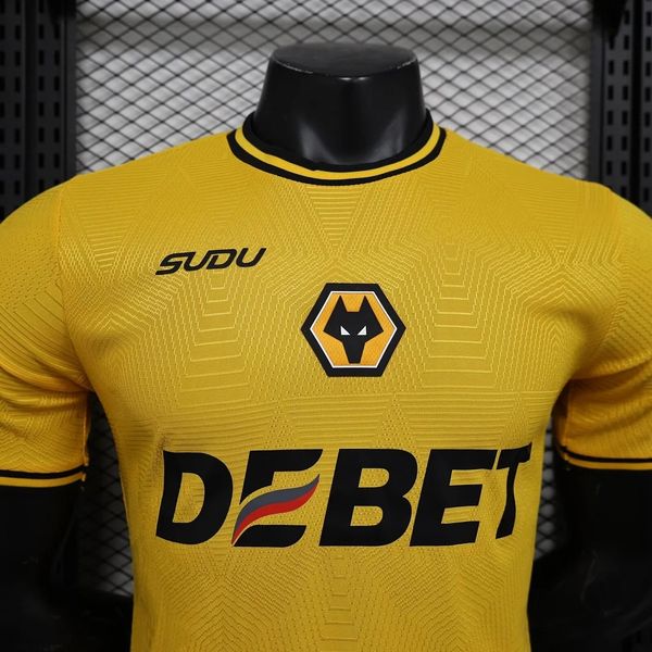 Wolverhampton Wanderers 2024-2025 home player image 3