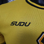 Wolverhampton Wanderers 2024-2025 home player image 7